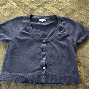 Madewell short sleeve sweater shirt. Cute fit!! Sz M navy